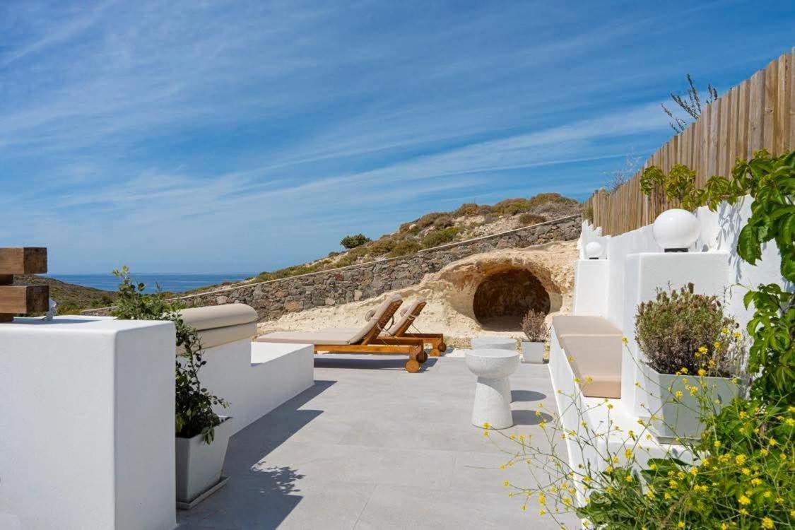 Milos Zen Suites Adamantas Eksteriør billede
